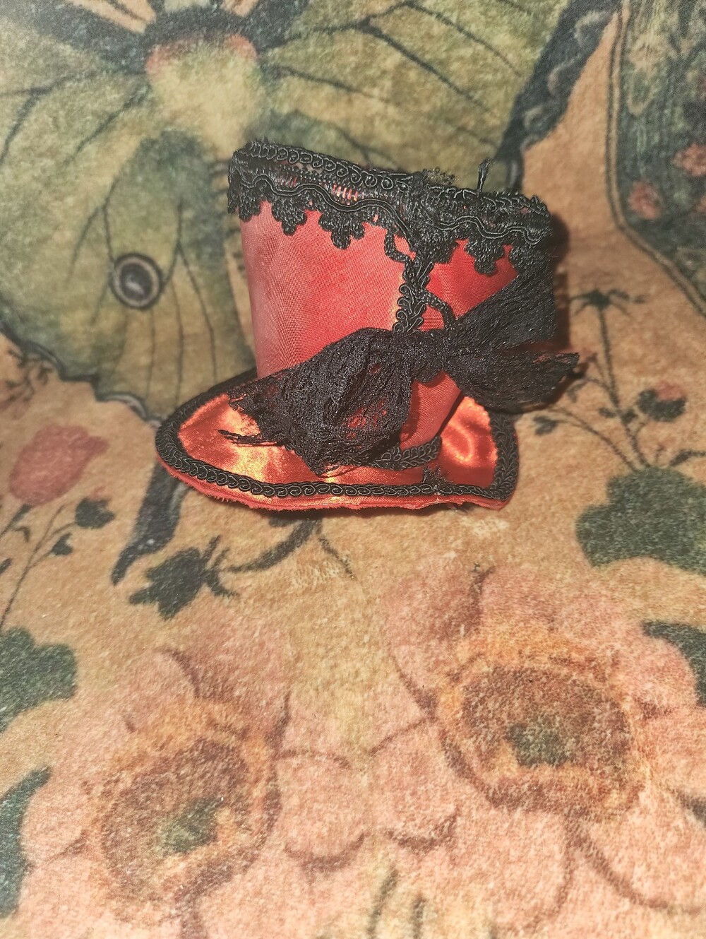 Red satin mini top hat fascinator costume accessories or headpieces Themes